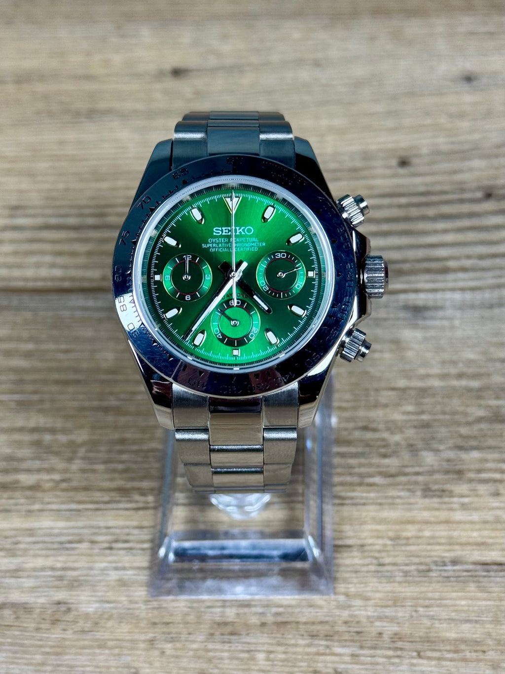 LGT Emerald – Montre chronographe VK63 – Cadran vert émeraude – Bracelet acier inoxydable